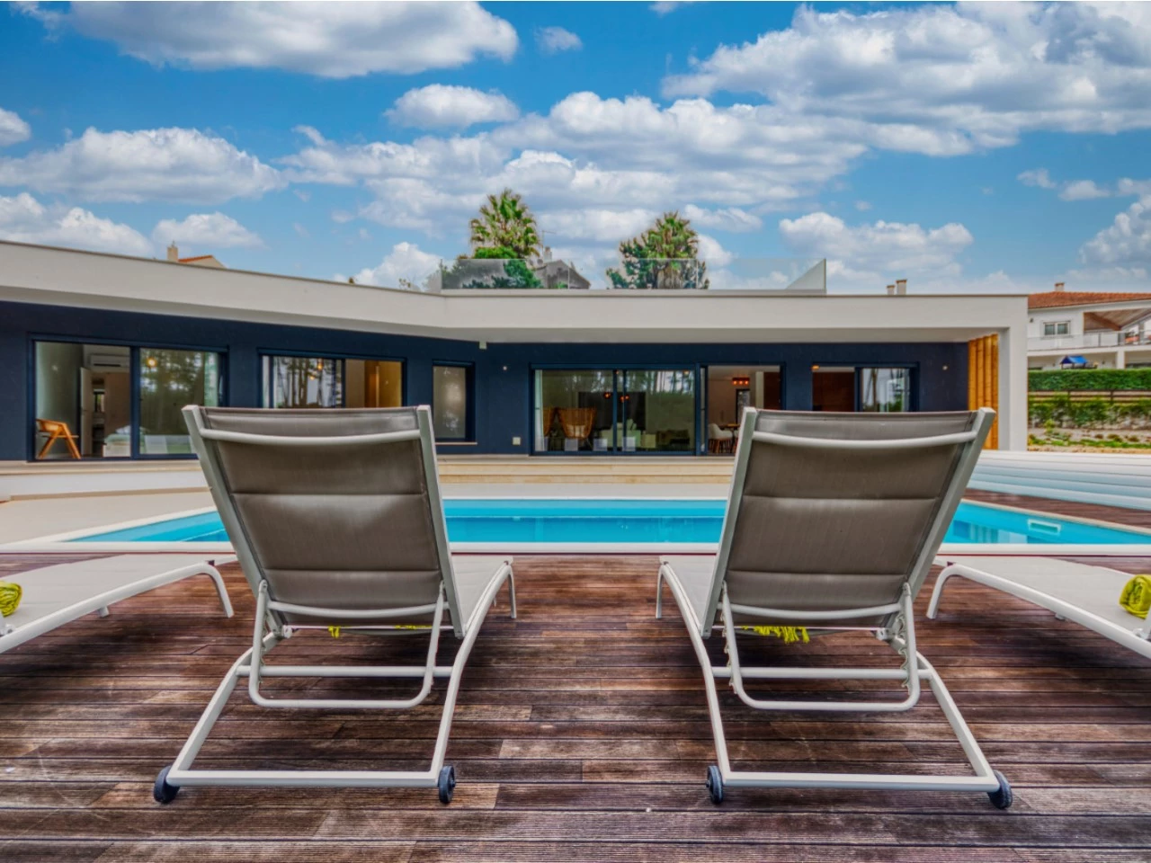 piscina_vista_casa MORADIA NO NADADOURO – LAGOA DE ÓBIDOS – CALDAS DA RAINHA