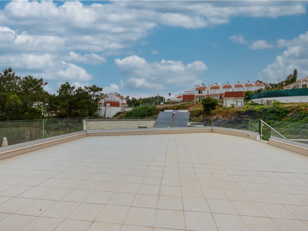 terraço3 MORADIA NO NADADOURO – LAGOA DE ÓBIDOS – CALDAS DA RAINHA