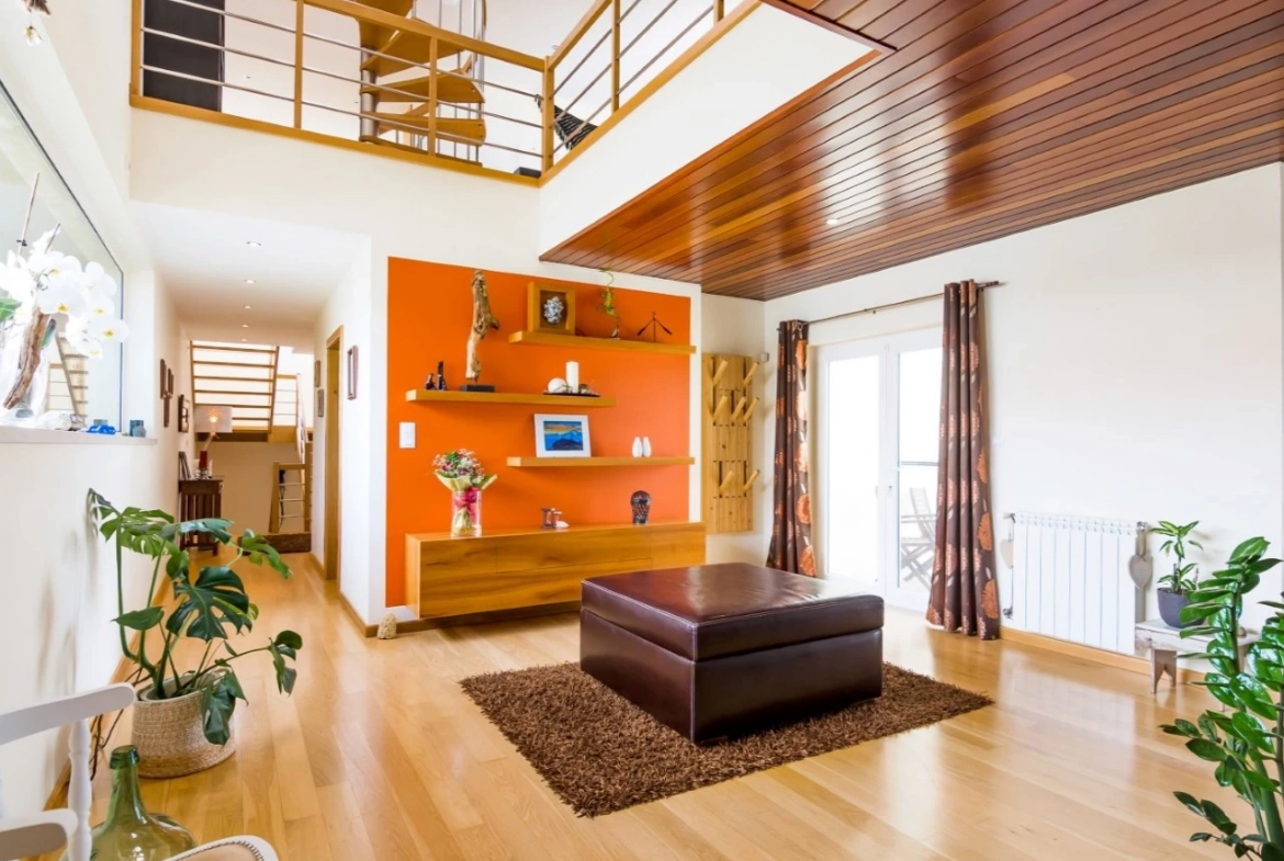 MORADIA DE ARQUITETURA CONTEMPORÂNEA EM PRIMEIRA LINHA DE MAR – LOURINHÃ