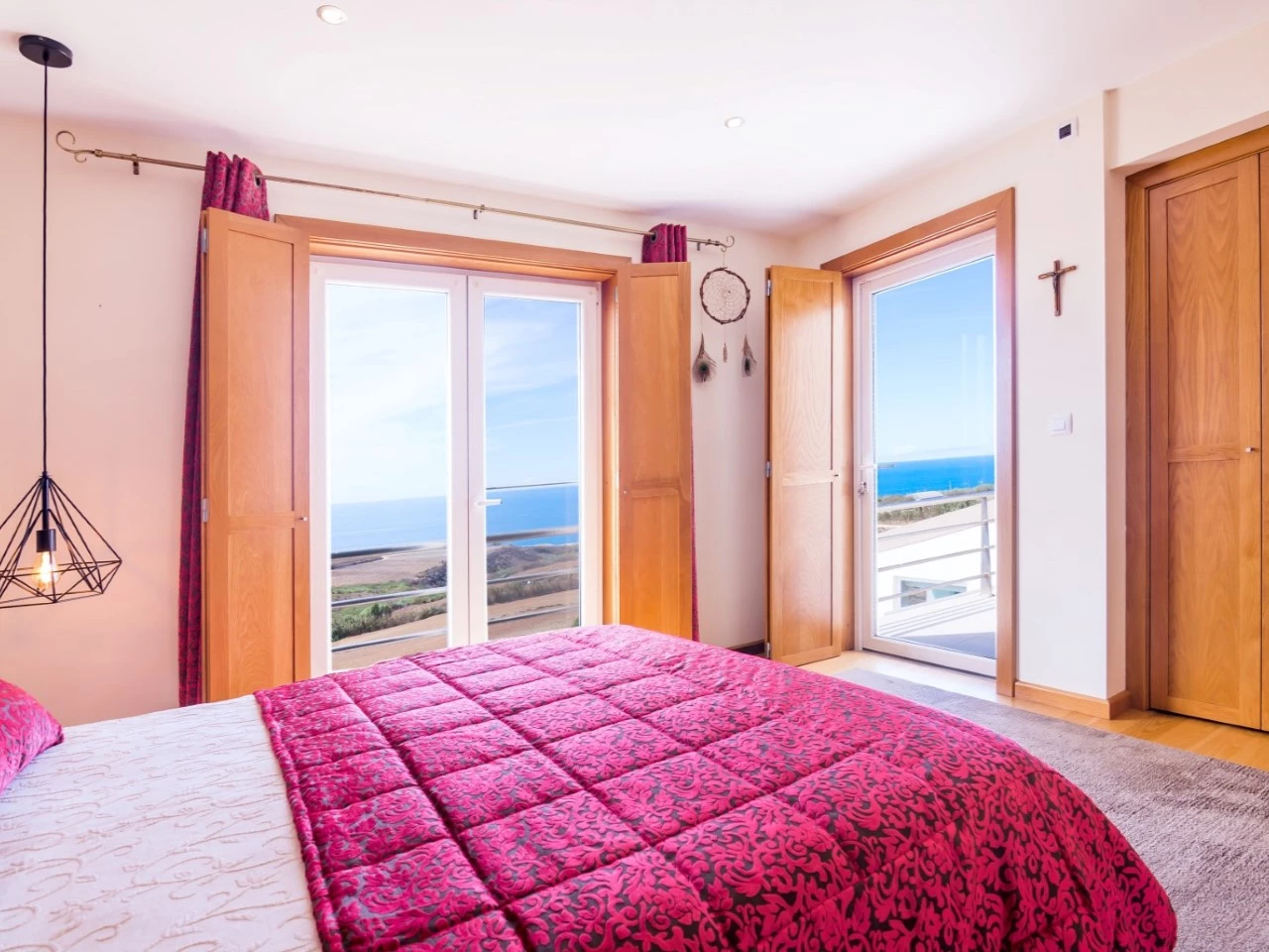 PRO – BL777-Lourinha-28 MORADIA DE ARQUITETURA CONTEMPORÂNEA EM PRIMEIRA LINHA DE MAR – LOURINHÃ