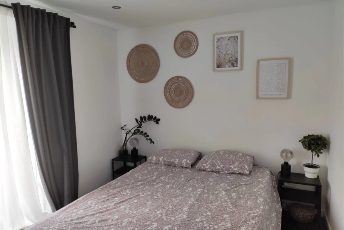 PRÉDIO NO LUMIAR COM 1 LOJA E 3 APARTAMENTOS