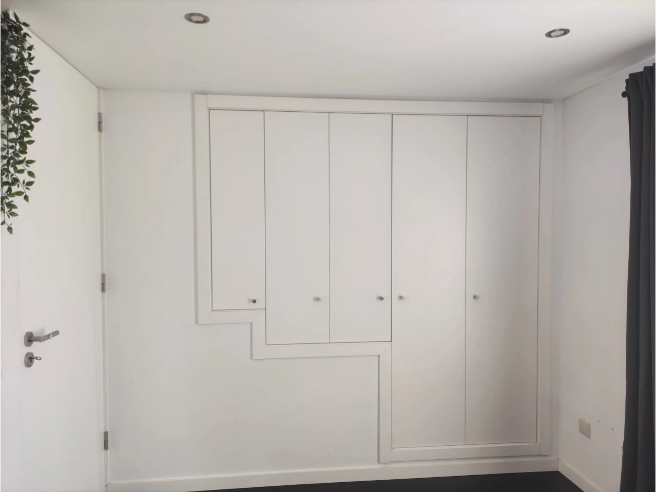 PRO – BL797 7 PRÉDIO NO LUMIAR COM 1 LOJA E 3 APARTAMENTOS