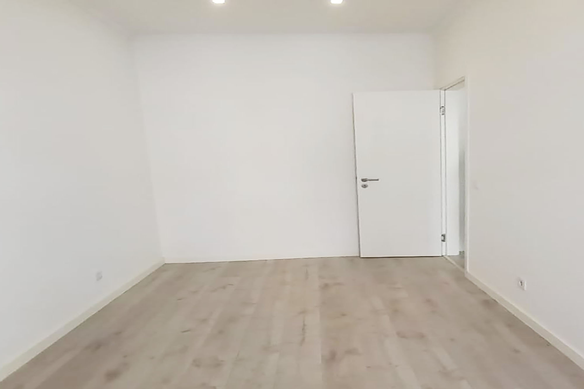 Quarto APARTAMENTO 2 QUARTOS EM LINDA A VELHA EM ALGÉS OEIRAS