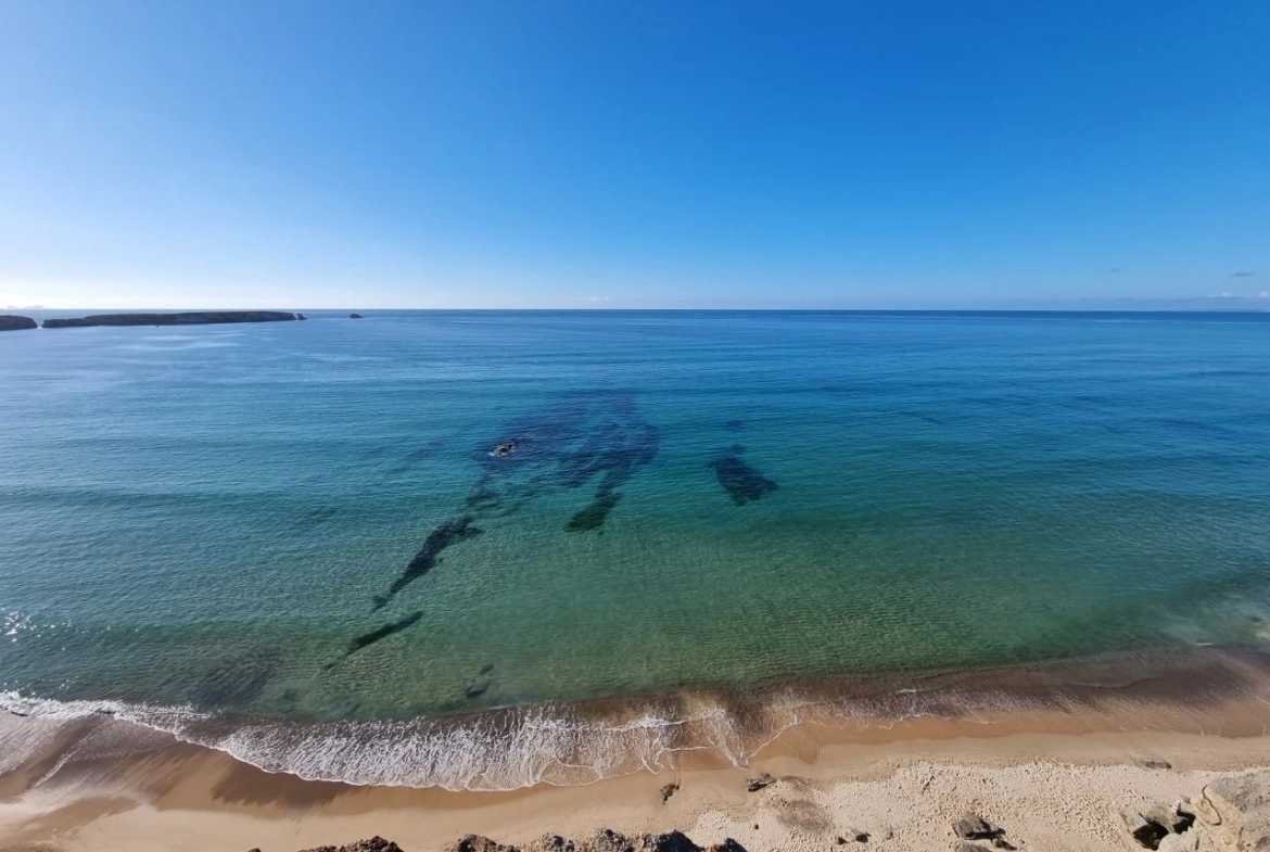 APARTAMENTO NO BALEAL A APENAS 350 METROS DO MAR