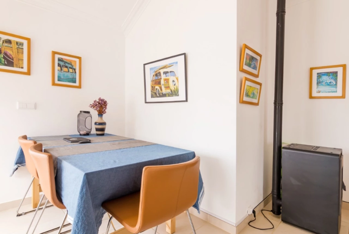 APARTAMENTO NO BALEAL A APENAS 350 METROS DO MAR