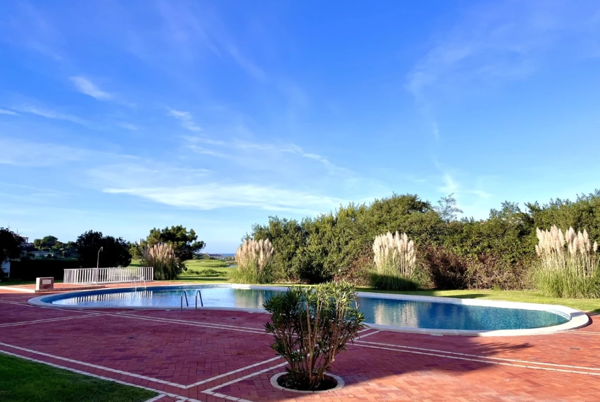 MORADIA T3+1 NO PRAIA D’EL REY BEACH & GOLF RESORT – ÓBIDOS