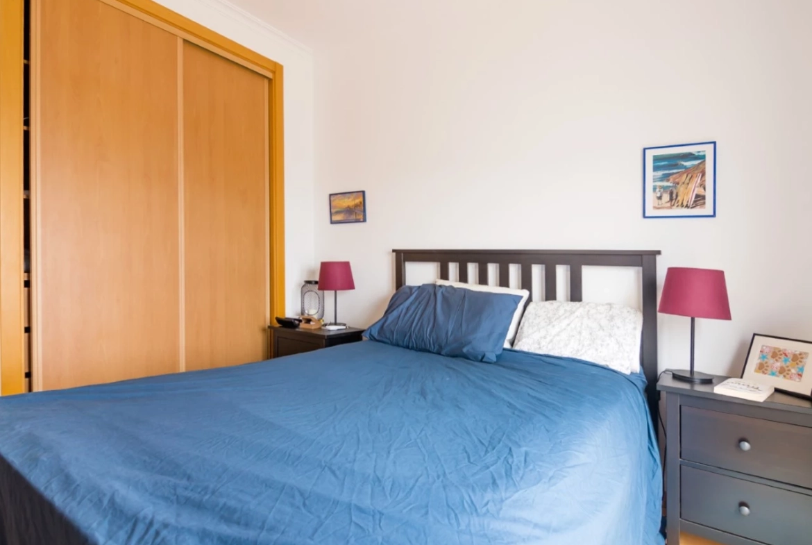 APARTAMENTO NO BALEAL A APENAS 350 METROS DO MAR