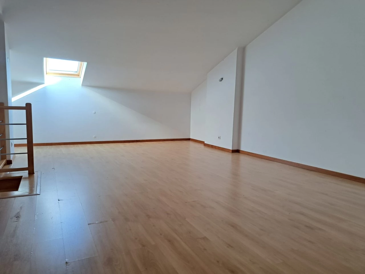 sotao APARTAMENTO COM VISTA SOBRE A CIDADE DE CALDAS DA RAINHA