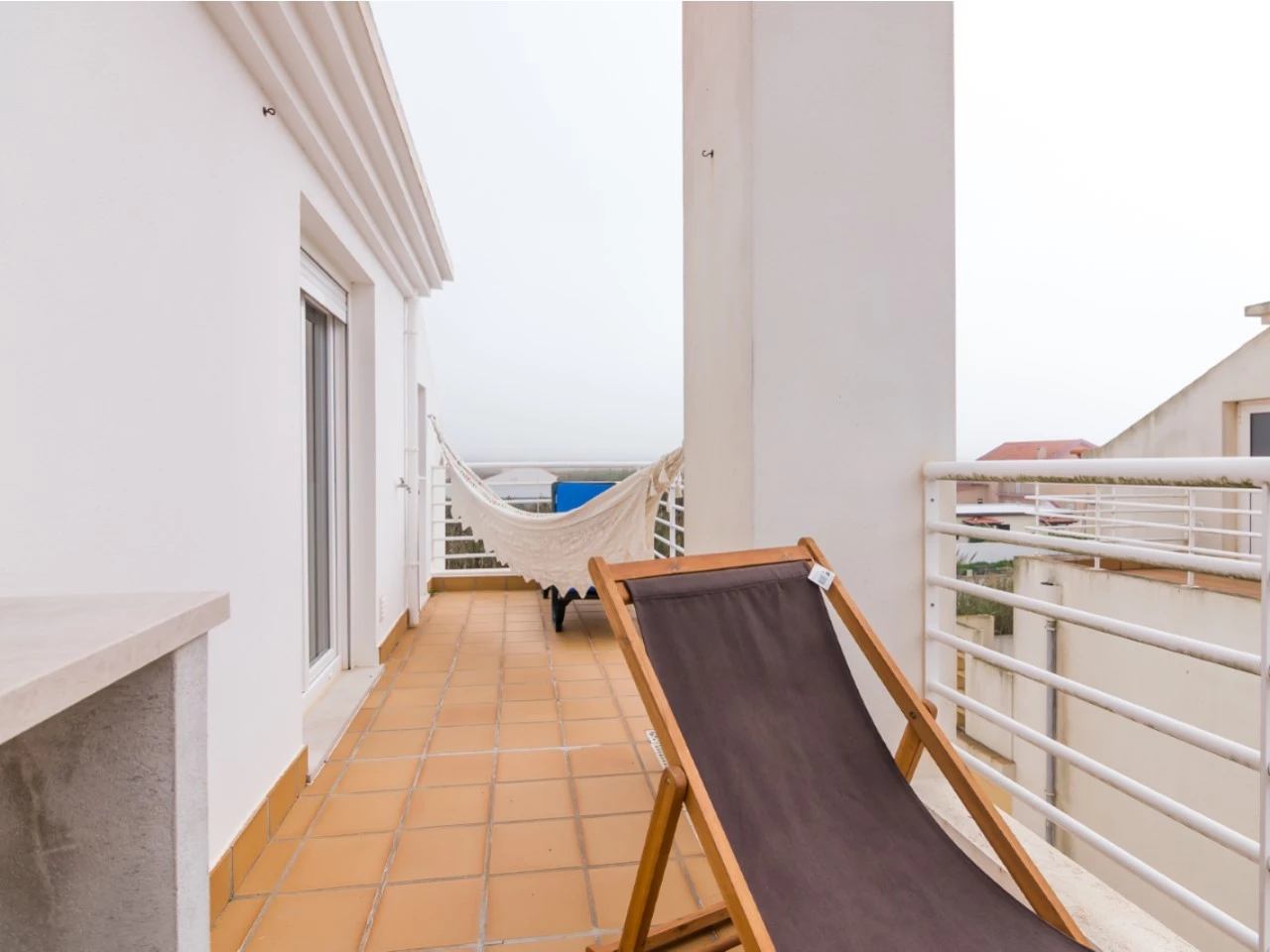 varanda2 APARTAMENTO NO BALEAL A APENAS 350 METROS DO MAR
