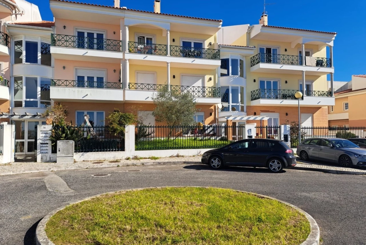 APARTAMENTO COM VISTA SOBRE A CIDADE DE CALDAS DA RAINHA