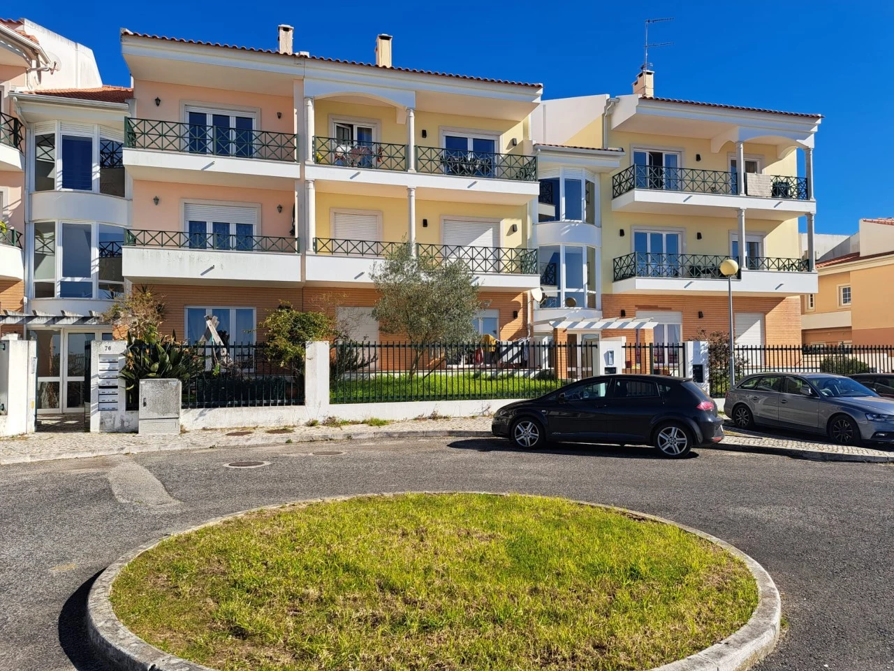 vista_predio APARTAMENTO COM VISTA SOBRE A CIDADE DE CALDAS DA RAINHA