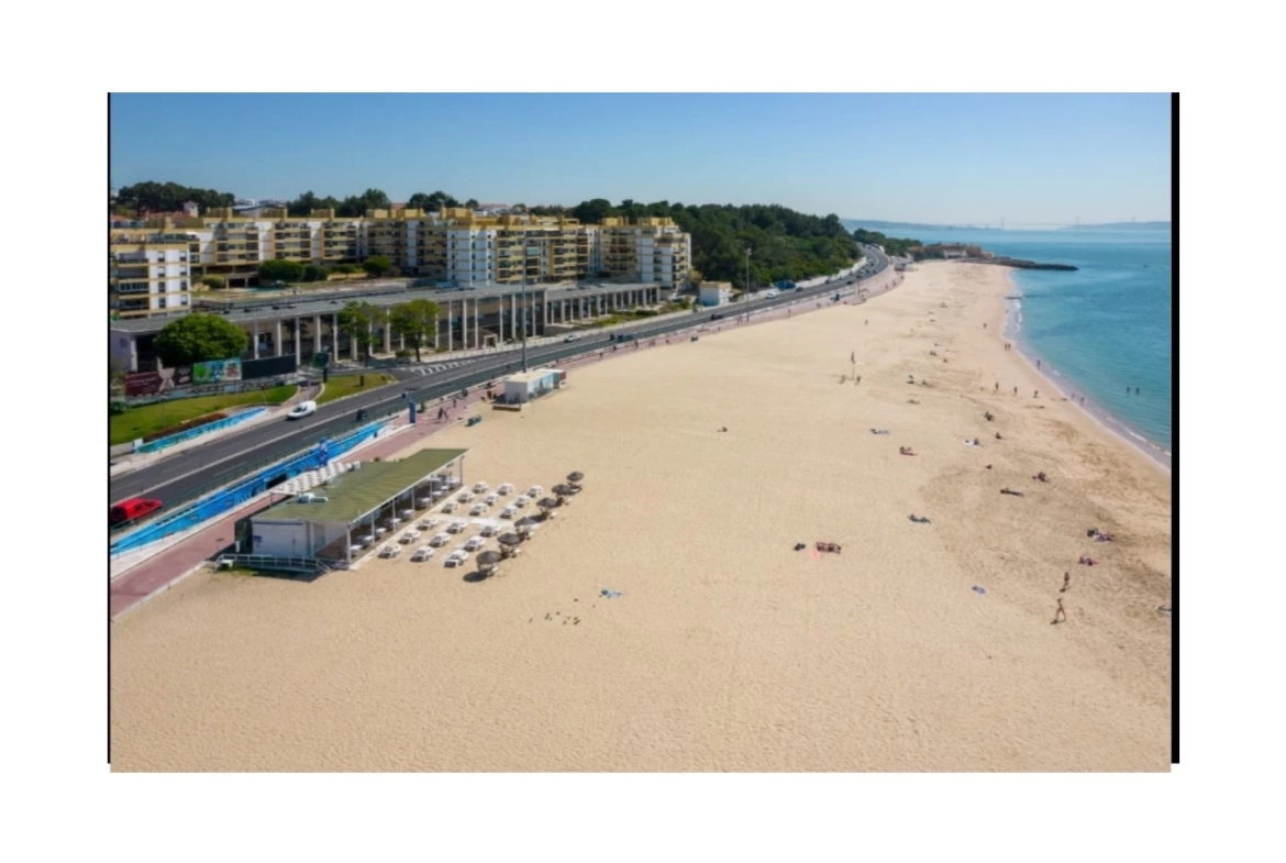 APARTAMENTO T3 EM OEIRAS TOTALMENTE RENOVADO