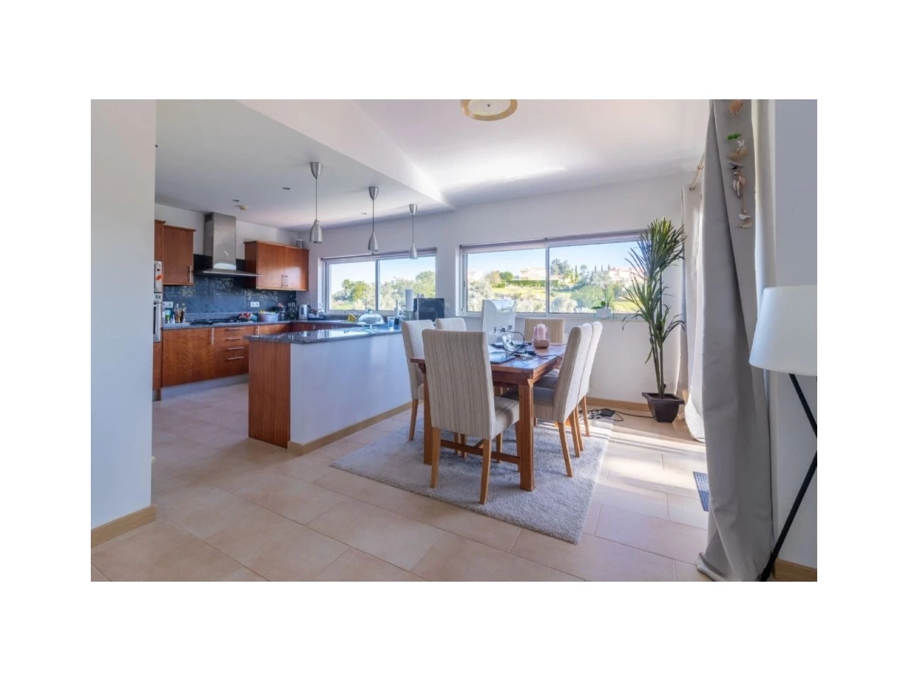 MORADIA COM PISCINA EM GOLFE RESORT- ALGARVE