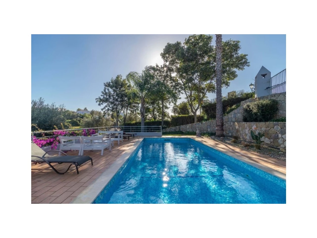 MORADIA COM PISCINA EM GOLFE RESORT- ALGARVE