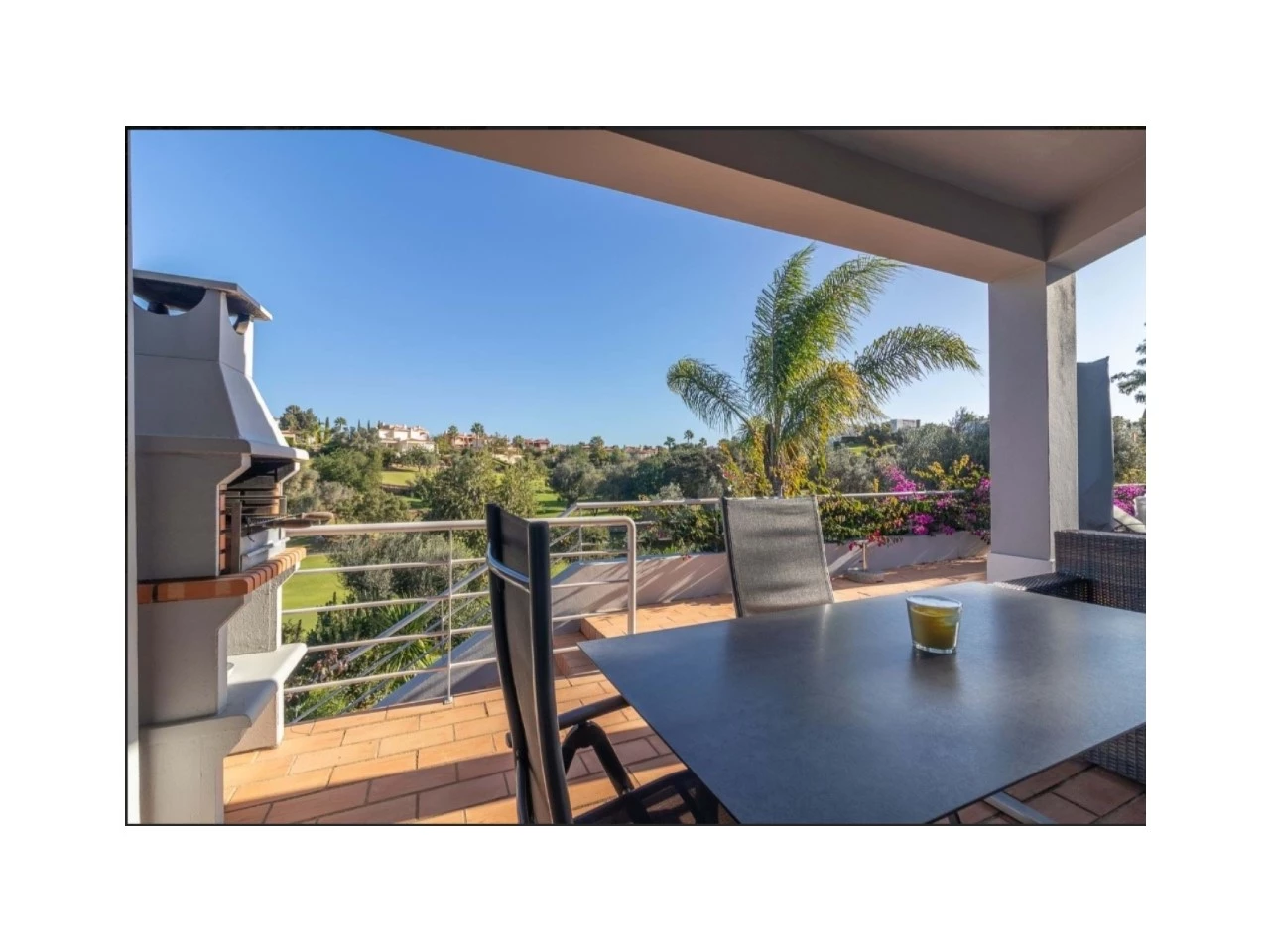 MORADIA COM PISCINA EM GOLFE RESORT- ALGARVE