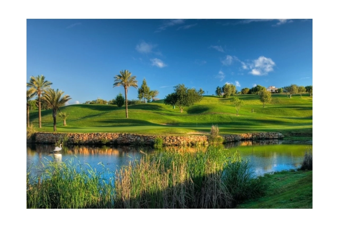 MORADIA COM PISCINA EM GOLFE RESORT- ALGARVE