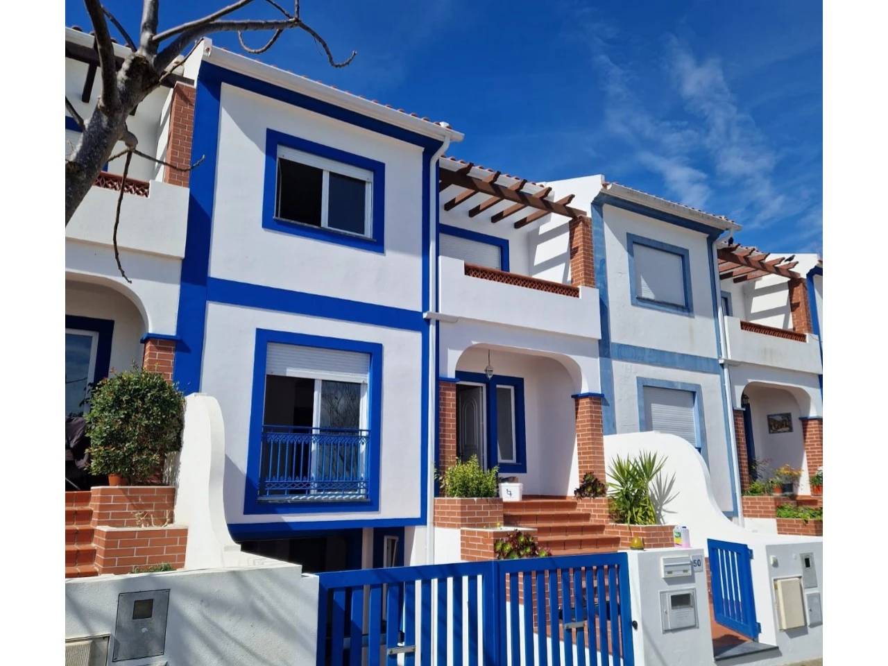 Lourinha perto da praia MORADIA DE 4 QUARTOS PERTO DAS PRAIAS – LOURINHÃ