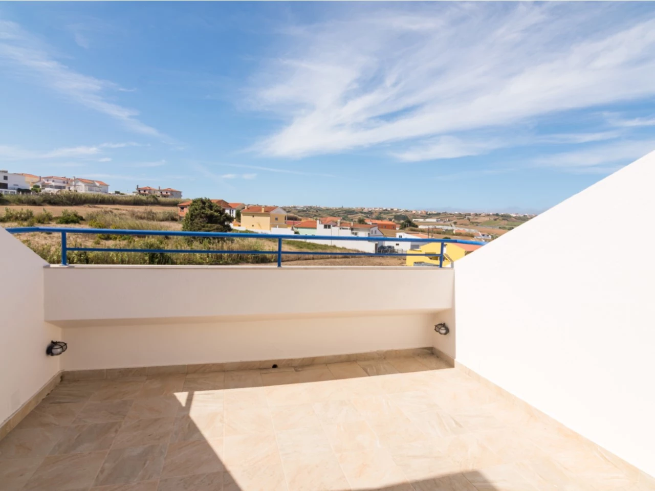 04ID78d27001-0000-0500-0000-000011f1d5a0 APARTAMENTO NO CENTRO DA LOURINHÃ