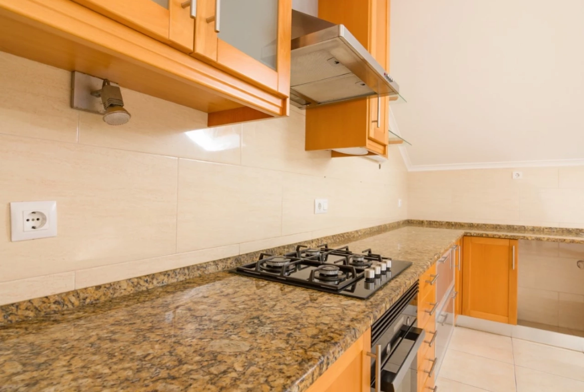 APARTAMENTO NO CENTRO DA LOURINHÃ