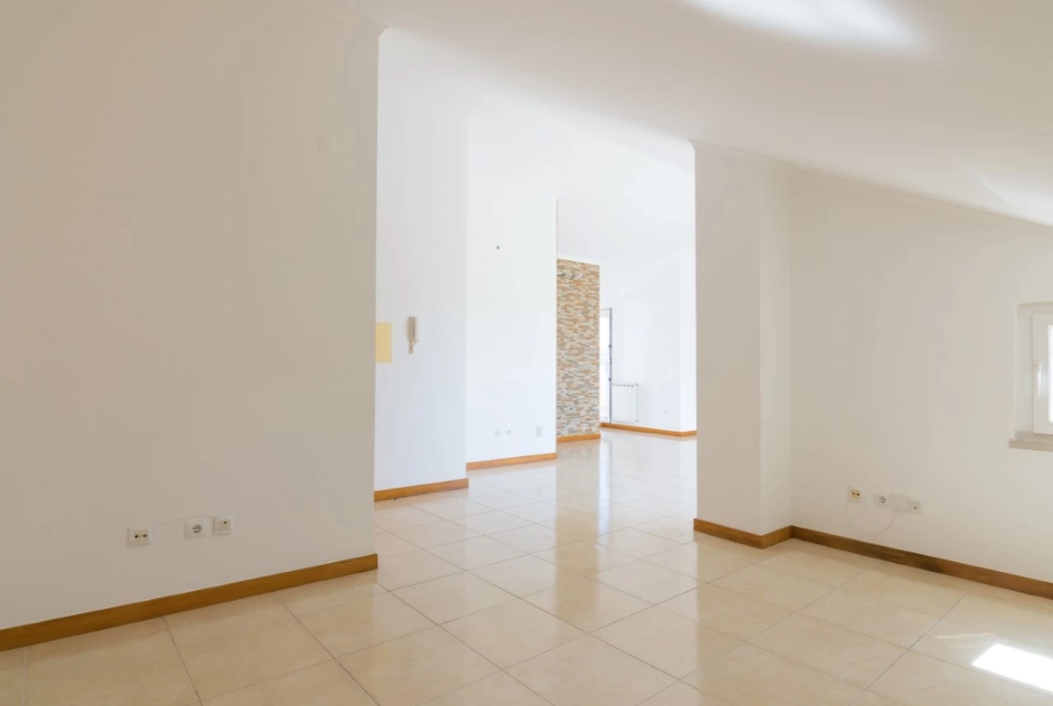 APARTAMENTO NO CENTRO DA LOURINHÃ