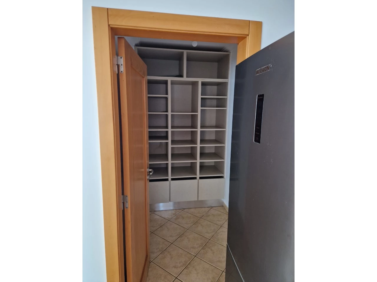 09IDa76e7101-0000-0500-0000-000011f19f7b MORADIA DE 4 QUARTOS PERTO DAS PRAIAS – LOURINHÃ