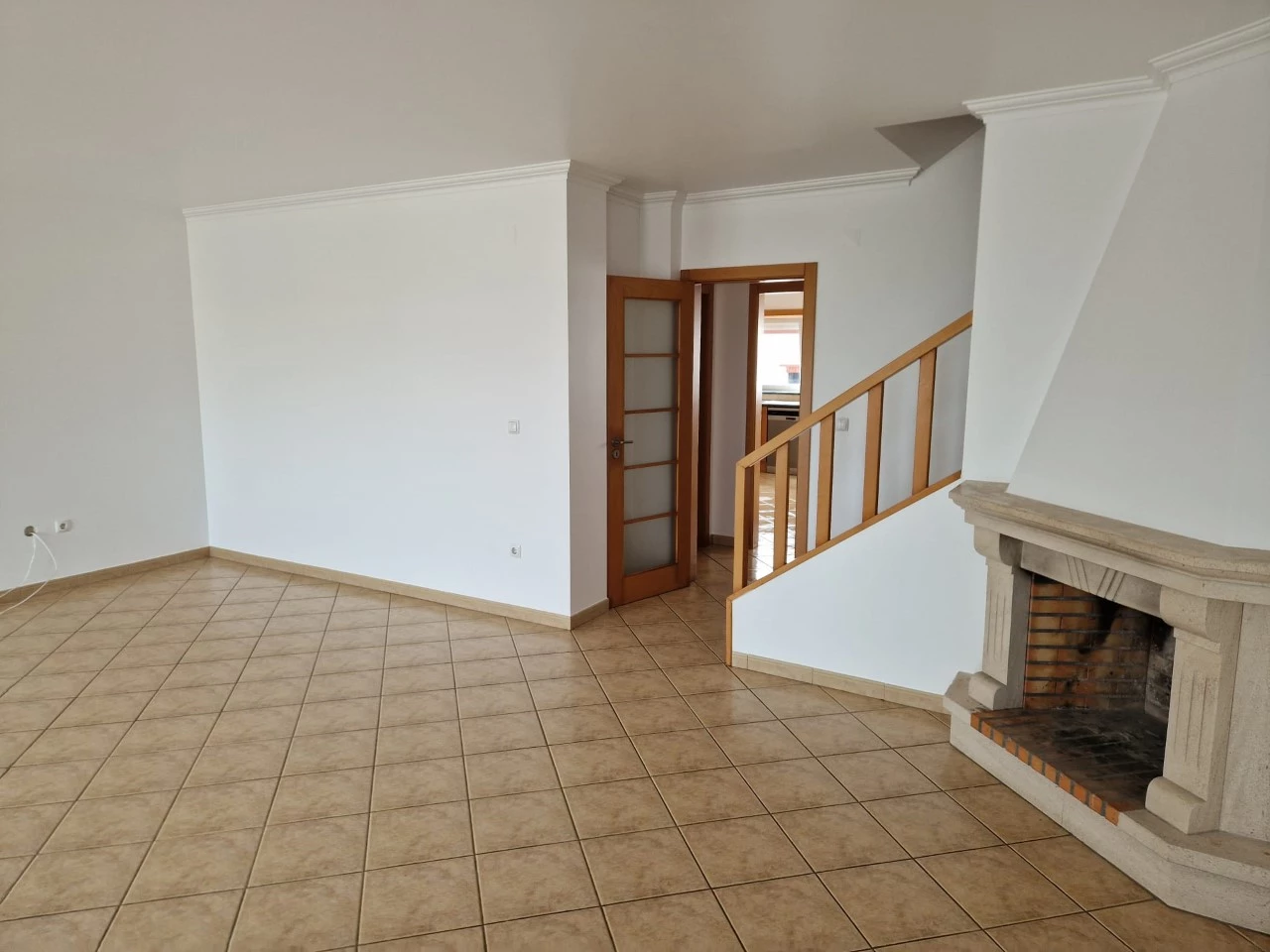 11IDa76e7101-0000-0500-0000-000011f19f7d MORADIA DE 4 QUARTOS PERTO DAS PRAIAS – LOURINHÃ