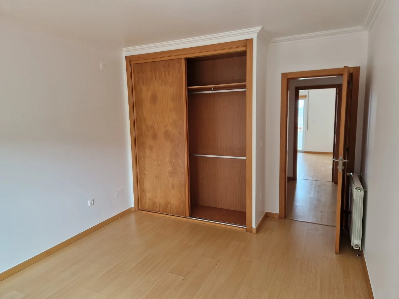 17IDa76e7101-0000-0500-0000-000011f19f5d MORADIA DE 4 QUARTOS PERTO DAS PRAIAS – LOURINHÃ