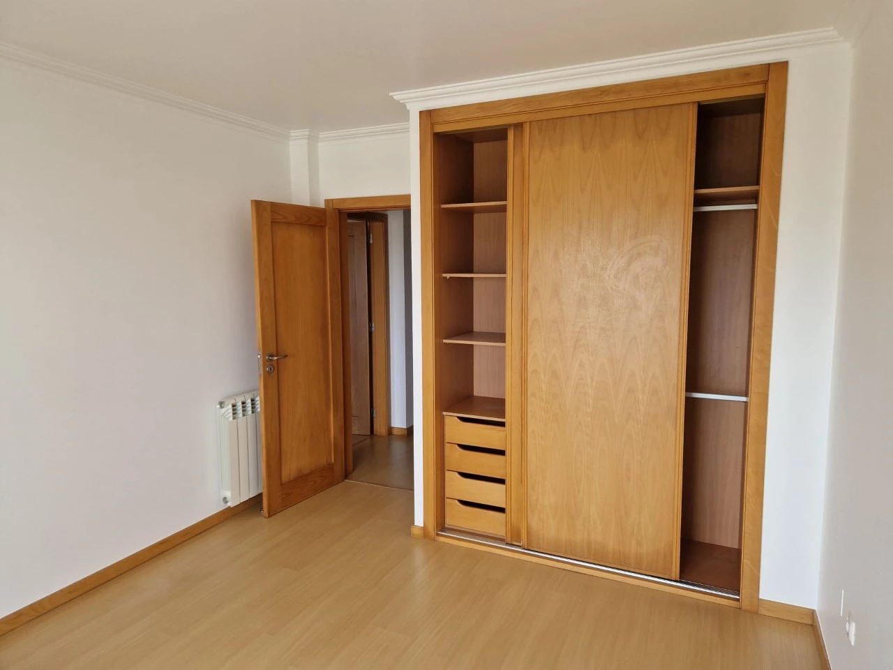 25IDa76e7101-0000-0500-0000-000011f19f70 MORADIA DE 4 QUARTOS PERTO DAS PRAIAS – LOURINHÃ