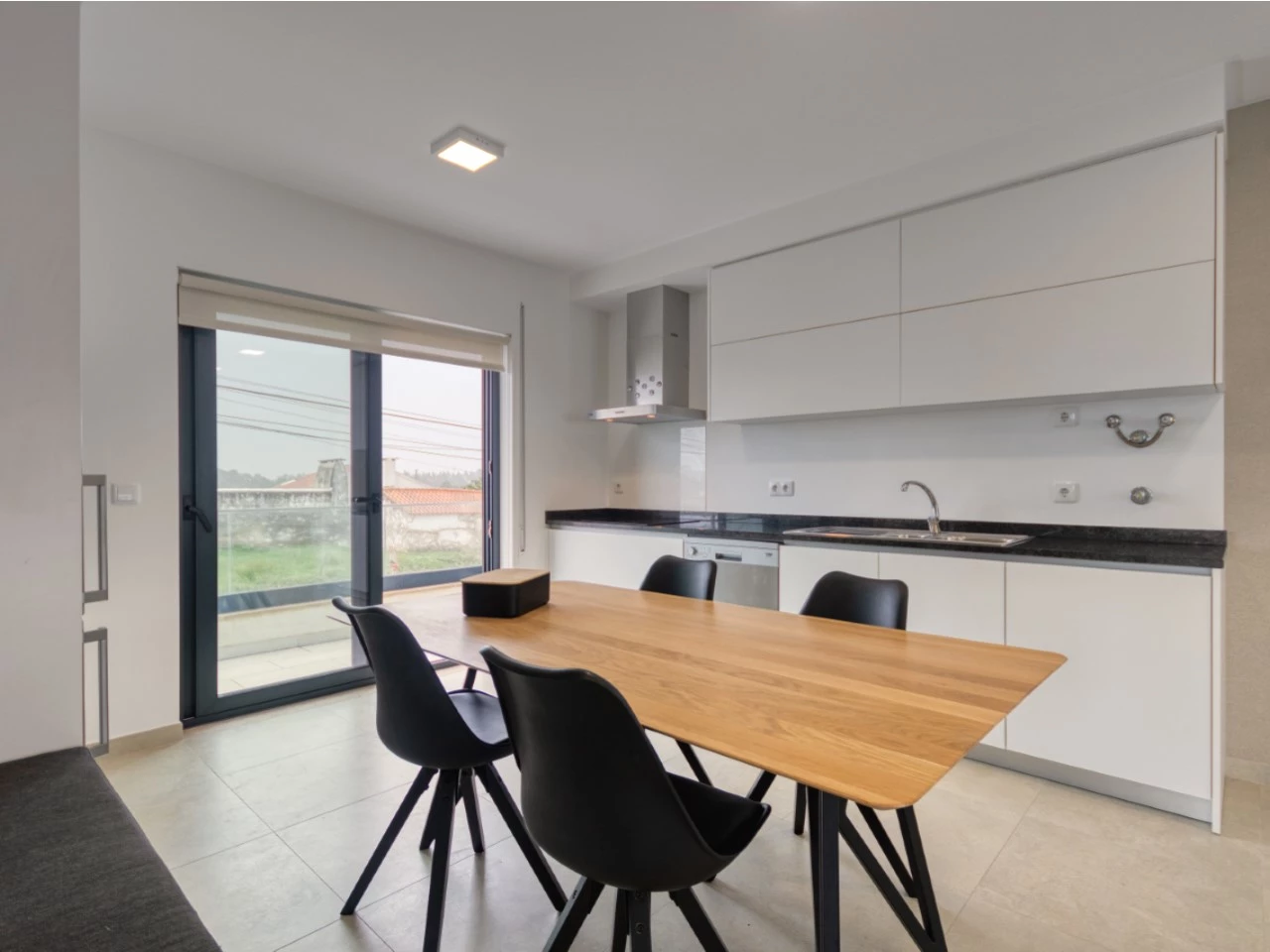 cozinha MORADIA ENTRE AS CALDAS DA RAINHA E A VILA DE ÓBIDOS