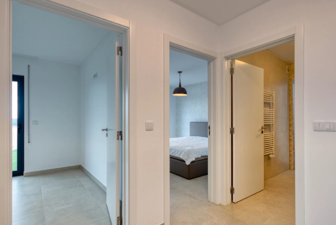 MORADIA ENTRE AS CALDAS DA RAINHA E A VILA DE ÓBIDOS