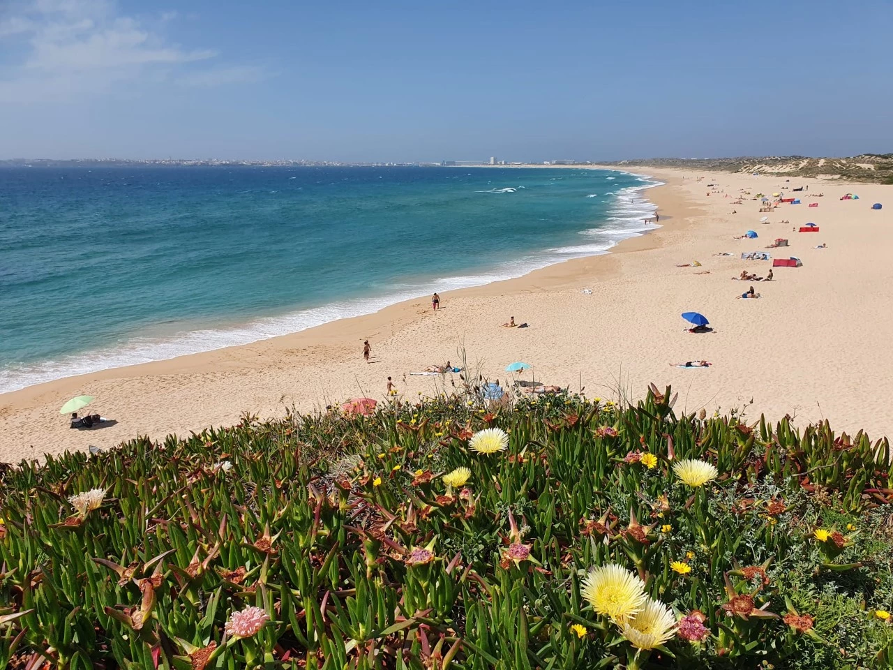 02 RESTAURANTE COM UMA LOCALIZAÇÃO EXCECIONAL NA PRAIA DA CONSOLAÇÃO – PENICHE
