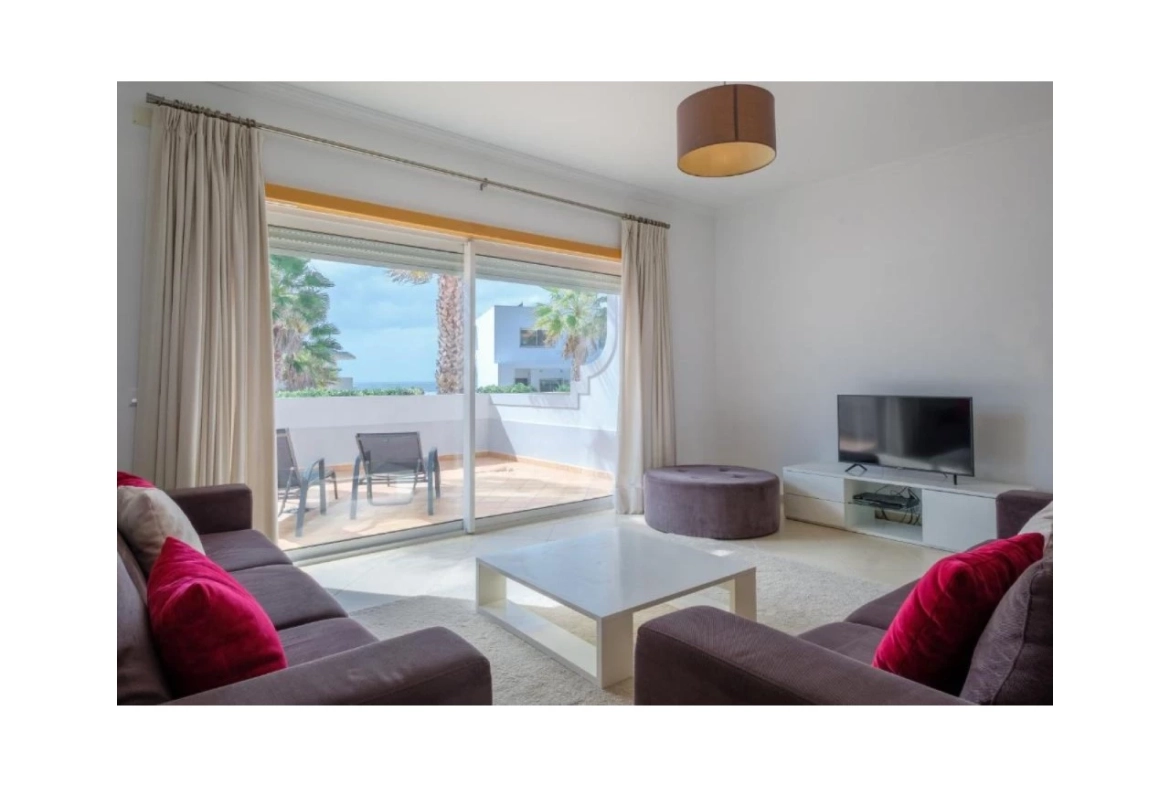 FASCINANTE MORADIA T4 COM VISTA MAR NA PRAIA D’EL REY, ÓBIDOS