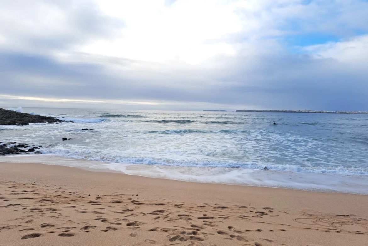 RESTAURANTE COM UMA LOCALIZAÇÃO EXCECIONAL NA PRAIA DA CONSOLAÇÃO – PENICHE