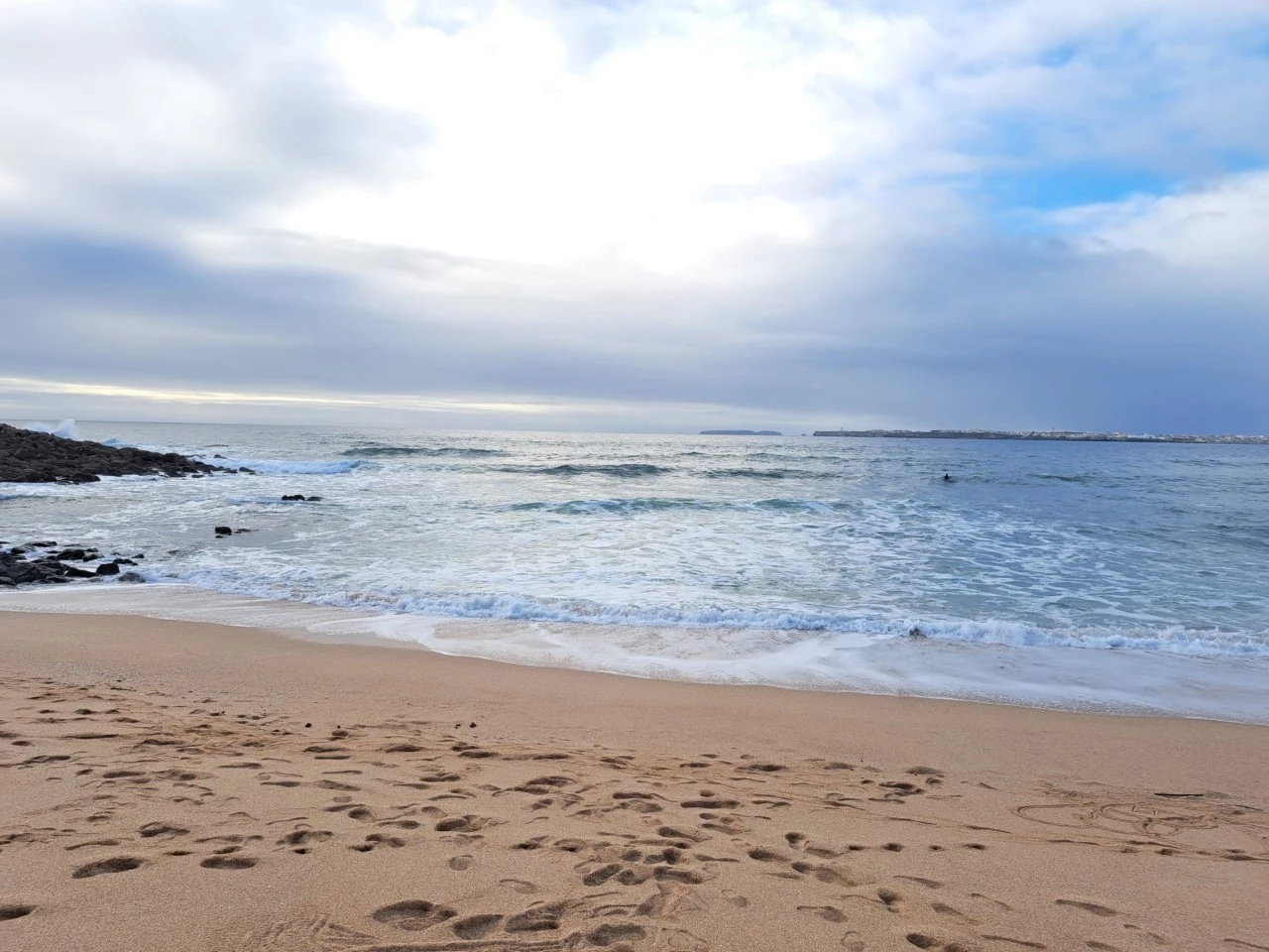 27 RESTAURANTE COM UMA LOCALIZAÇÃO EXCECIONAL NA PRAIA DA CONSOLAÇÃO – PENICHE