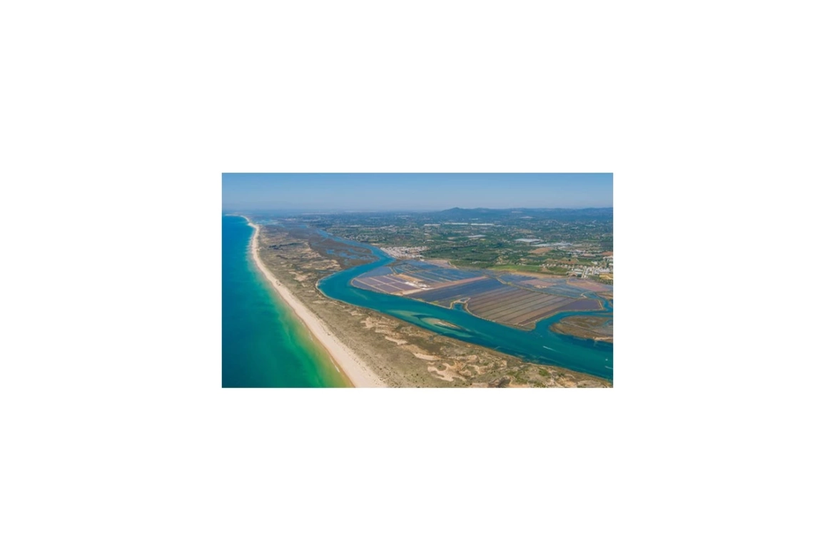 APARTAMENTO DE ALTA QUALIDADE EM RESORT GOLFE