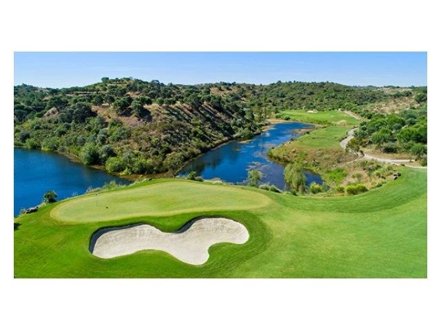 APARTAMENTO DE ALTA QUALIDADE EM RESORT GOLFE
