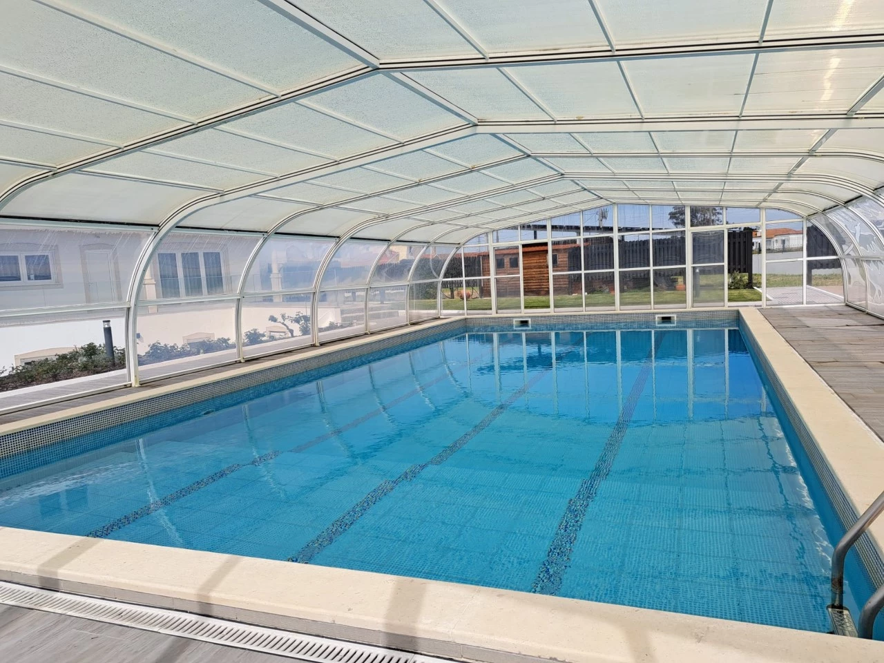 04 MORADIA COM EXCELENTES AREAS E PISCINA A 3 MINUTOS DA PRAIA DA VIEIRA