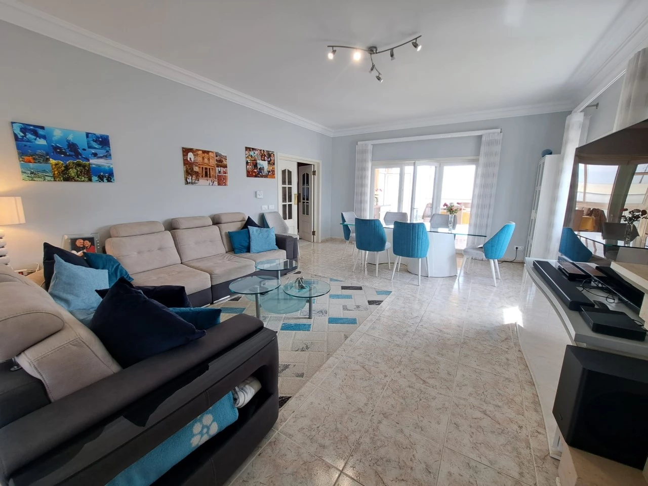 09 MORADIA COM EXCELENTES AREAS E PISCINA A 3 MINUTOS DA PRAIA DA VIEIRA
