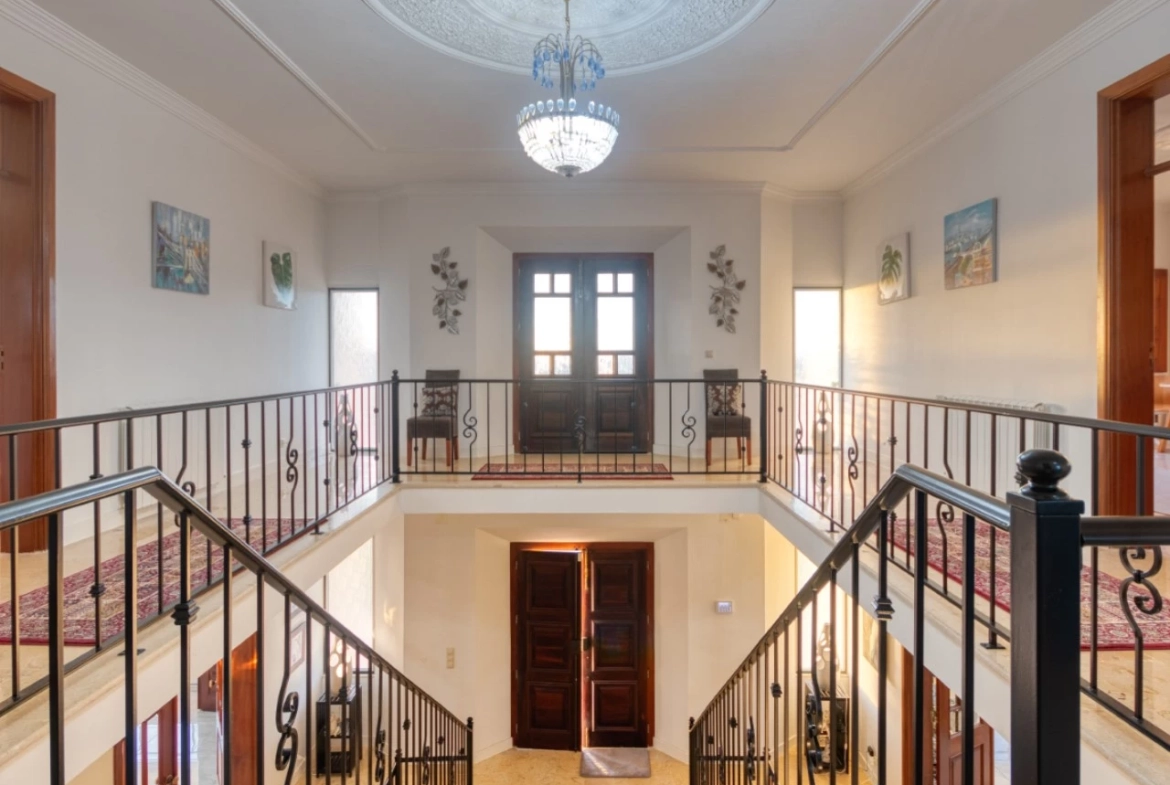 MORADIA DE LUXO COM VINHA A 10 MINUTOS DE ÓBIDOS
