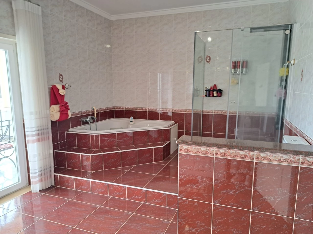 27 MORADIA COM EXCELENTES AREAS E PISCINA A 3 MINUTOS DA PRAIA DA VIEIRA