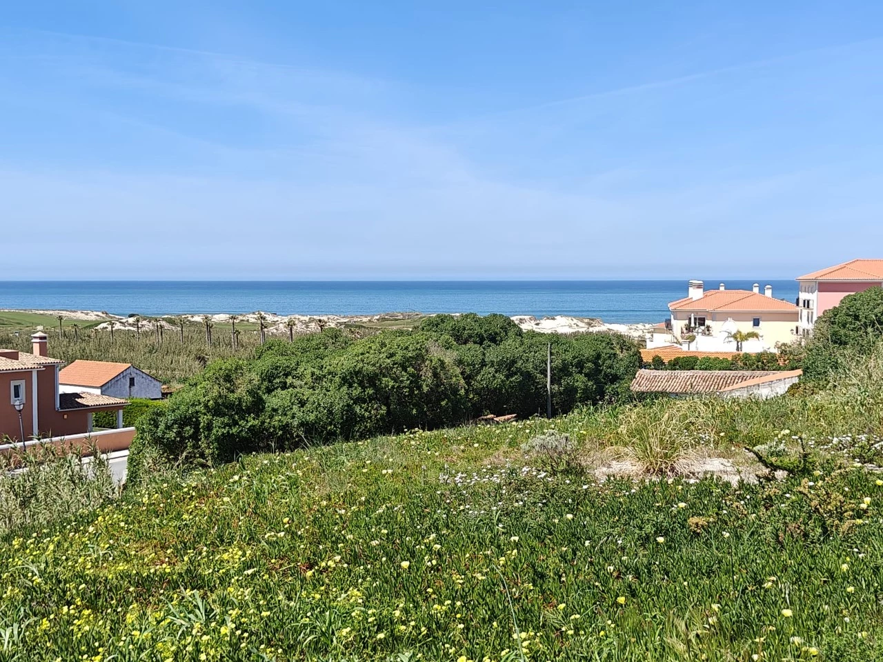 02 TERRENO COM VISTA MAR JUNTO AOS CAMPOS DE GOLFE – ÓBIDOS > AMOREIRA