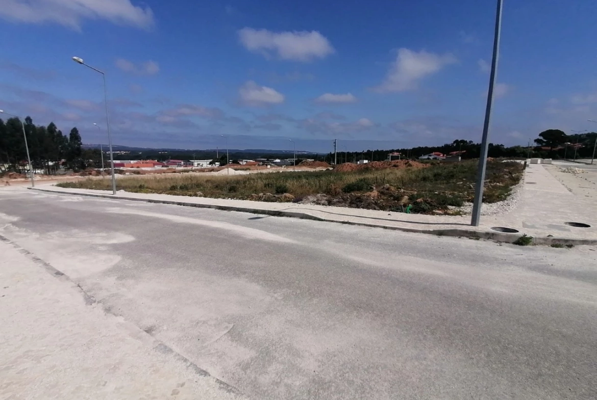 LOTES EM CALDAS DA RAINHA