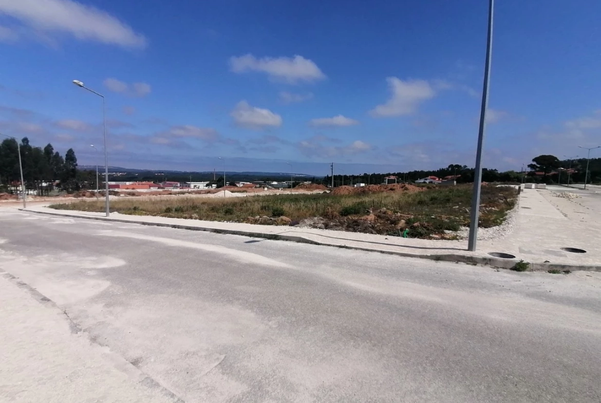 LOTES EM CALDAS DA RAINHA