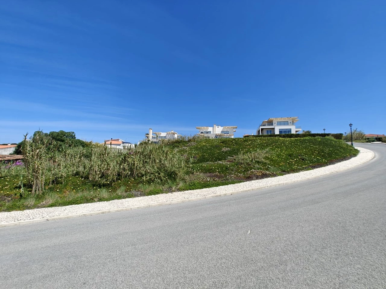 05 TERRENO COM VISTA MAR JUNTO AOS CAMPOS DE GOLFE – ÓBIDOS > AMOREIRA