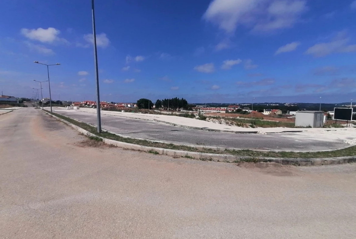 LOTES EM CALDAS DA RAINHA