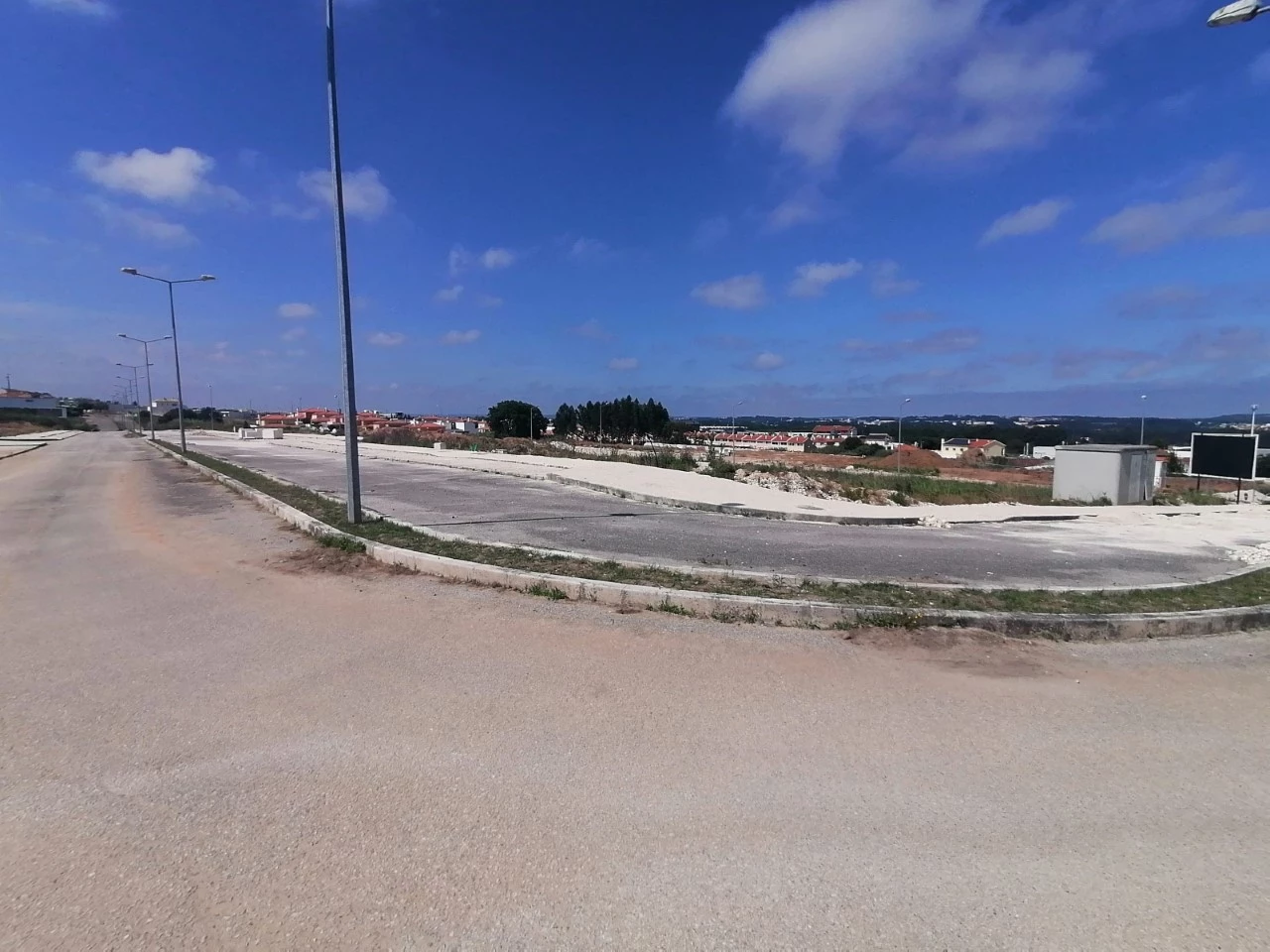06 LOTES EM CALDAS DA RAINHA