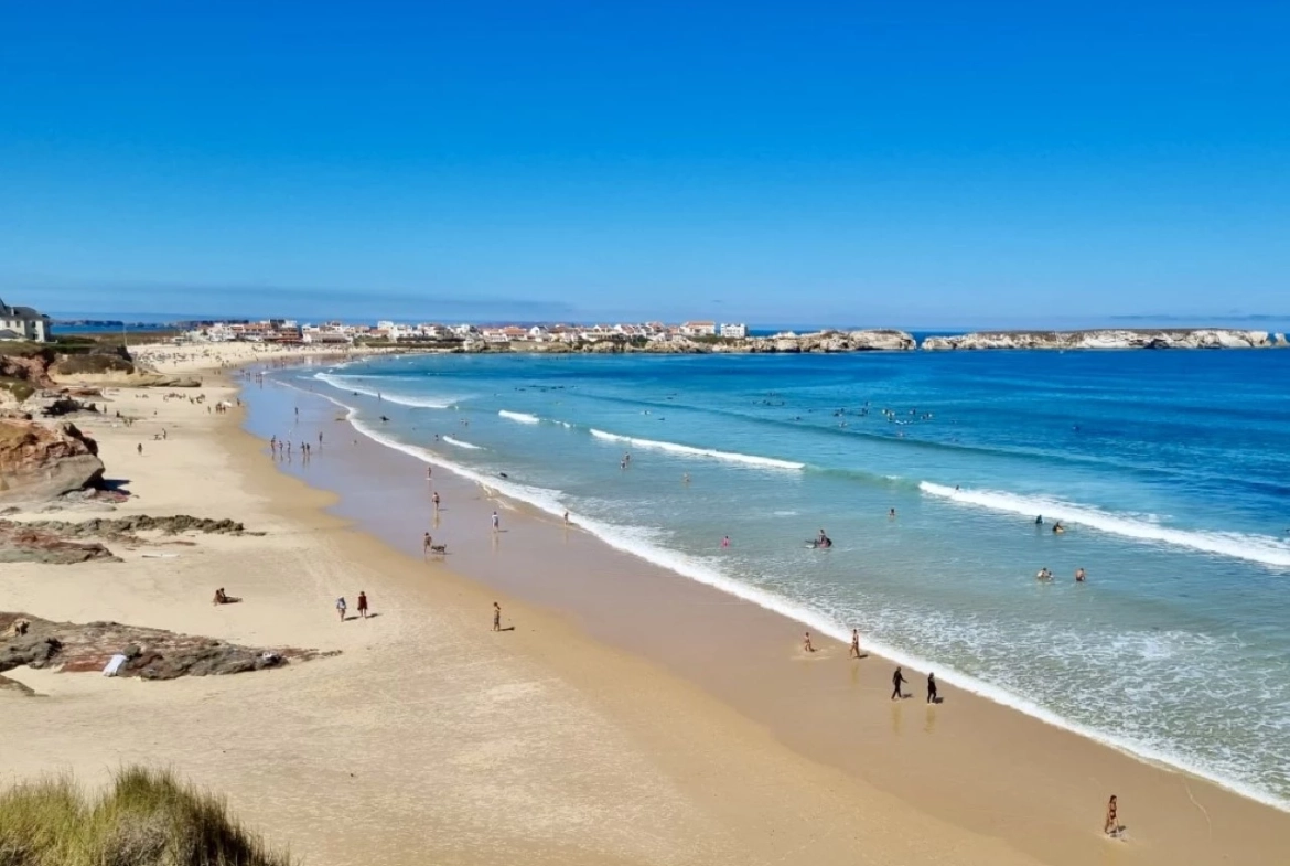 TERRENO COM VISTA MAR JUNTO AOS CAMPOS DE GOLFE – ÓBIDOS > AMOREIRA