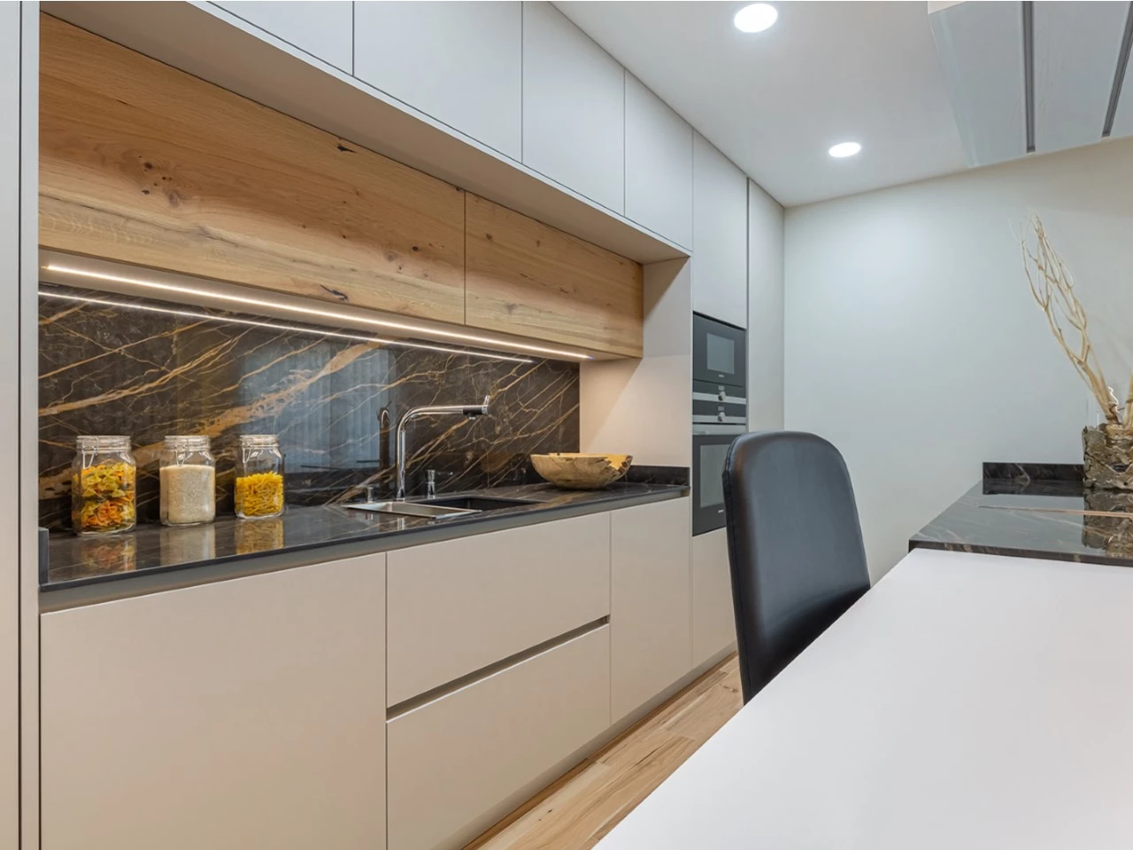 06 APARTAMENTOS DE LUXO NO MONTIJO, PRÓXIMOS DO SHOPPING ALEGRO