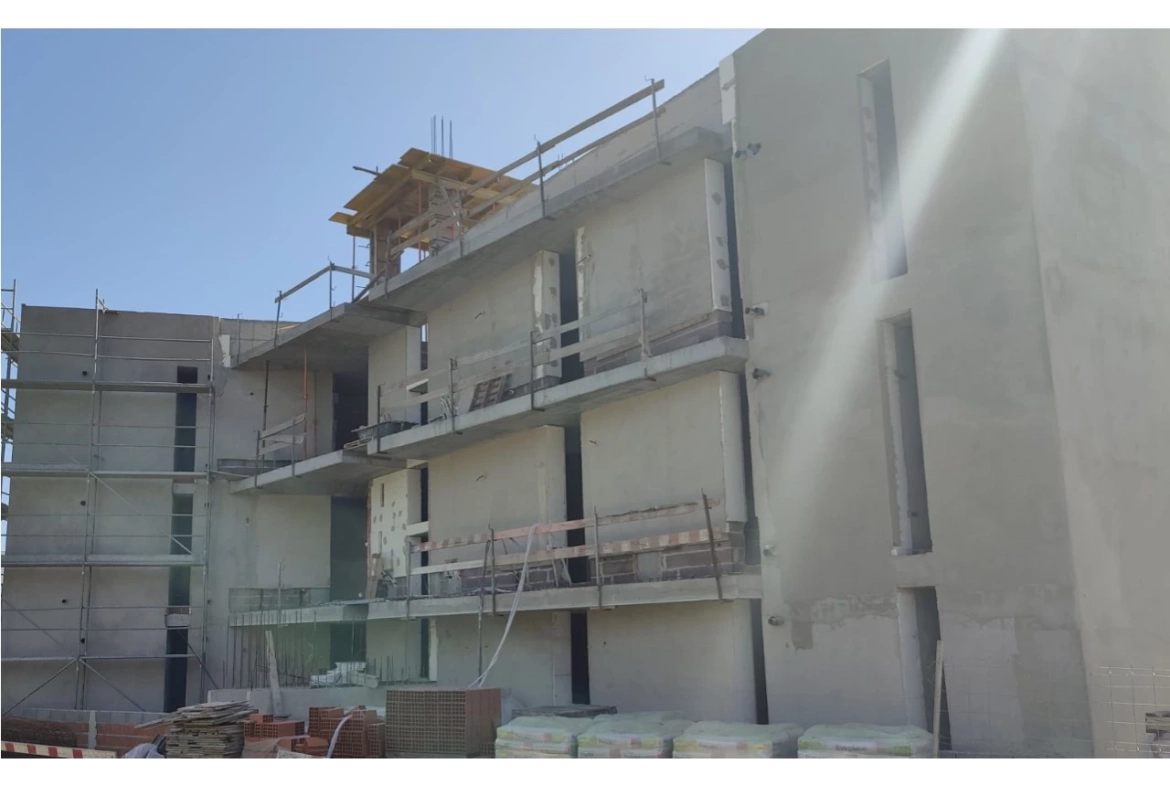 APARTAMENTO T2 NOVO, NA NAZARÉ