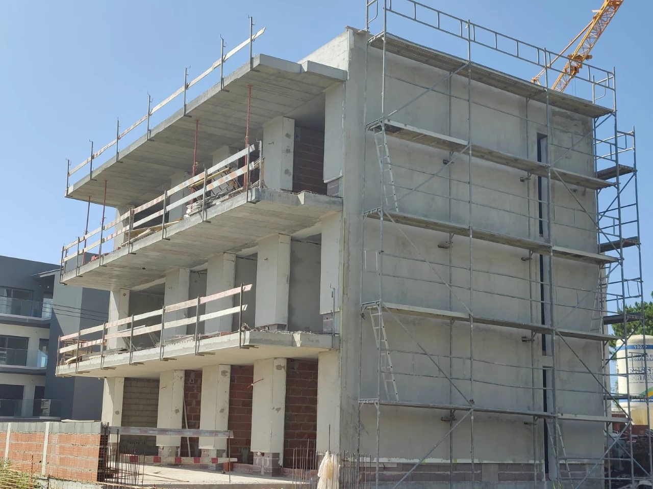 11 APARTAMENTO T2 NOVO, NA NAZARÉ